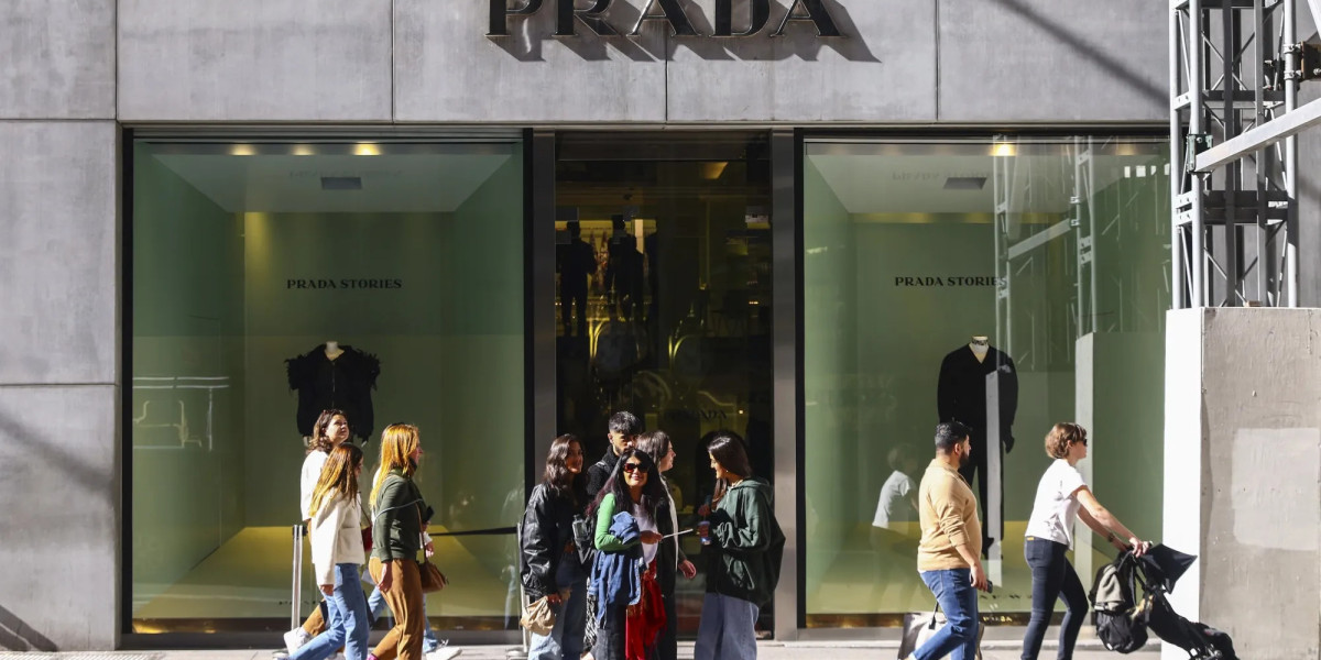 New Trending Models Prada On Sale