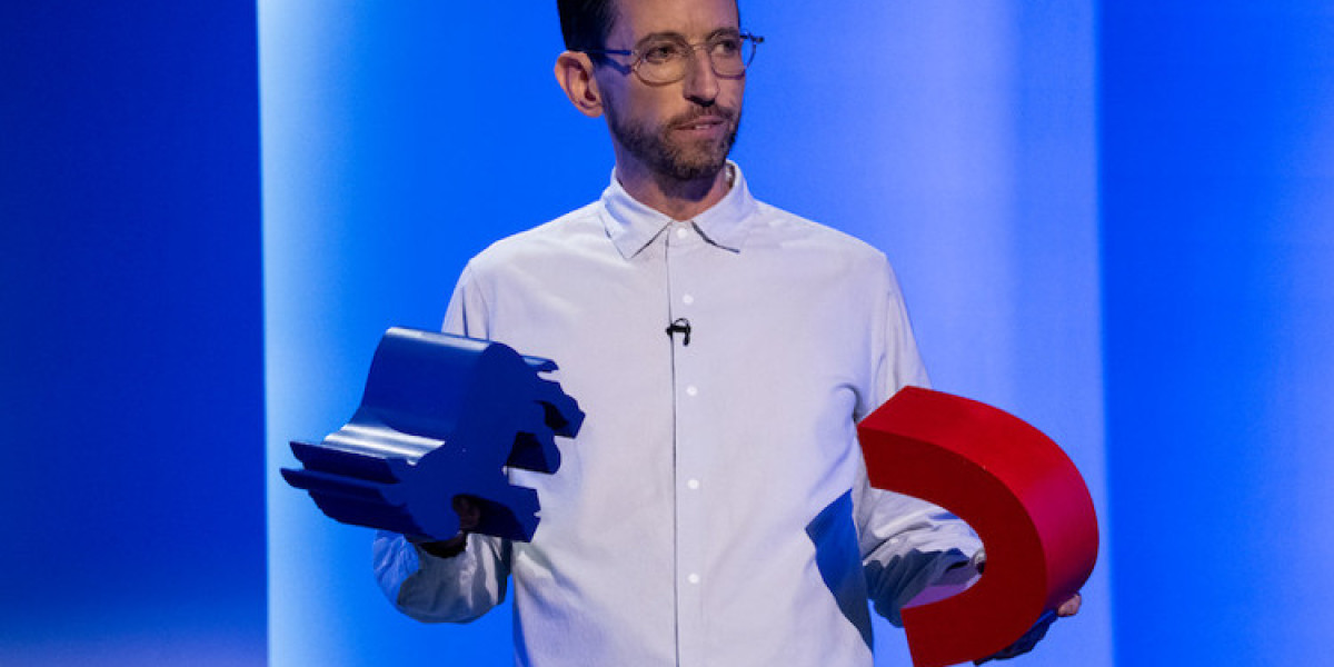 Neal Brennan's Blocks – A Unique Comedy Special